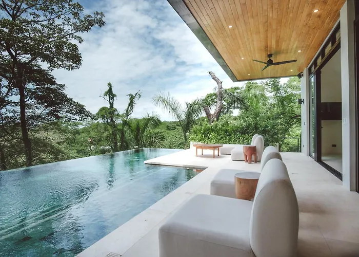 Casa Dominick - Luxury A Short Walk From The Sea