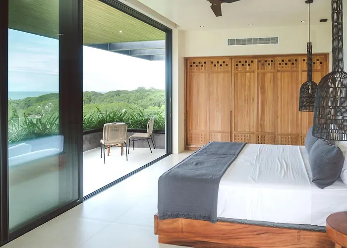Casa Dominick - Luxury A Short Walk From The Sea Nosara
